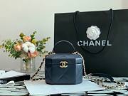 Chanel Small vanity case lambskin & gold metal in blue AS2630 size 15cm - 1