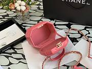 Chanel Small vanity case lambskin & gold metal in pink AS2630 size 15cm - 3