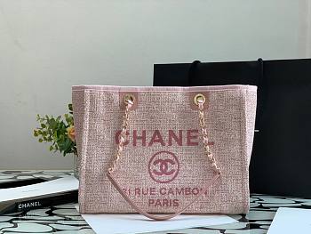 Chanel Medium deauville shopping tote bag in pink size 34cm