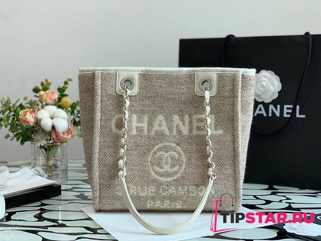 Chanel Small deauville shopping tote bag in irovy size 28cm - 1