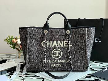 Chanel Large deauville shopping tote bag in black size 38cm
