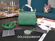 D&G dauphine leather Sicily bag in green size 16cm - 5