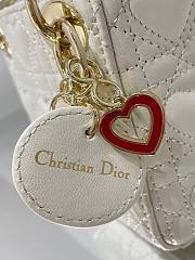 Dior micro Dioramour lady bag white cannage lambskin with heart motif size 12cm - 4