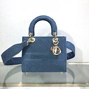 Dior medium Lady D-Lite bag blue cannage embroidery - 1