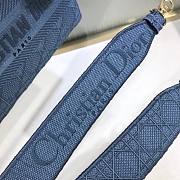 Dior medium Lady D-Lite bag blue cannage embroidery - 4