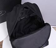 Prada backpack 2VZ065 size 30x40x20cm - 2