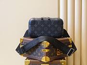 LV Horizon clutch monogram eclipse M45579 21cm - 1