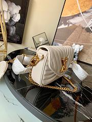 LV New wave multi-pochette in white M56466 21cm - 5