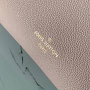 LV On My Side MM high-end leathers in greige M53823 30.5cm - 4