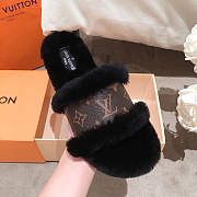 LV  Fur Sandal In Black - 6