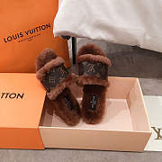 Louis Vuitton fur sandal in brown - 5