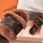 Louis Vuitton fur sandal in brown - 3
