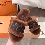 LV Fur Sandal In Brown - 6