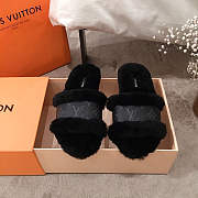 LV Fur Sandal Full Black - 1