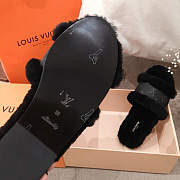 Louis Vuitton fur sandal full black - 6
