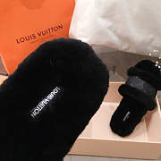 LV Fur Sandal Full Black - 3