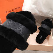 Louis Vuitton fur sandal full black - 4