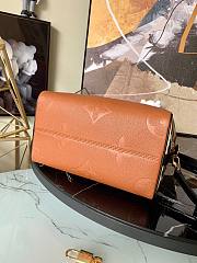 LV Speedy bandoulière 25 monogram empreinte leather in caramel M58524 25cm - 4