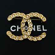 Chanel brooch 003 - 1