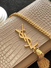 YSL Kate medium with tassel in crocodile-embossed shiny leather in beige 354119 24cm - 5