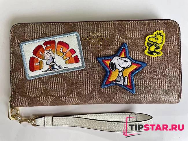 Coach | Peanuts x Coach long zip around wallet in signature canvas with varsity patches C4598 20cm - 1