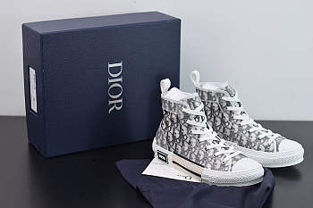Dior B23 Hight-top sneaker white and black oblique canvas