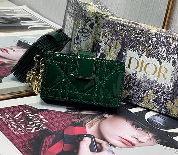 Dior Lady 5-gusset card holder green patent cannage calfskin 10.5cm