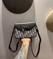 Dior Messenger pouch beige and black oblique jacquard and black smooth calfskin 19cm - 1