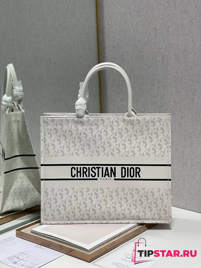 Dior Book tote oblique leather in white 41cm - 1