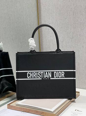 Dior Book tote oblique leather in black 36cm