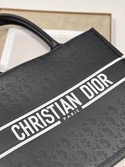Dior Book tote oblique leather in black 36cm - 5