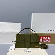 Jacquemus | Le grand bambino crossbody strap handbag in green 24cm - 1