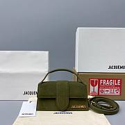 Jacquemus | Le bambino small crossbody strap bag in green 18cm - 1