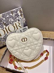 Dior Dioramour caro heart pouch with chain latte cannage calfskin with heart motif 11cm - 4