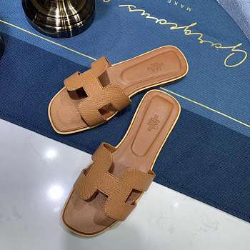 Hermes Oran sandal brown leather