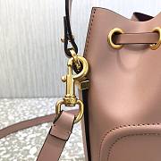 Valentino Bucket bag in pink 18cm - 2