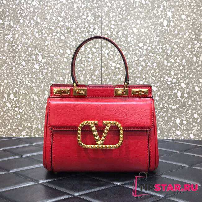 Valentino Garavani Rockstud alcove small top handle bag in red 23cm - 1