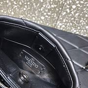 Valentino Roman stud the handle bag in nappa with tonal studs 20cm - 5
