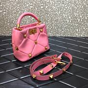 Valentino Roman stud the handle bag in pink nappa 21cm - 5