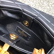 Valentino Roman stud the handle bag in black nappa 21cm - 5