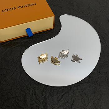 Louis Vuitton earring 002