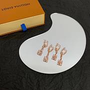 Louis Vuitton earring white jade 008 - 2