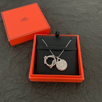 Hermes necklace 000
