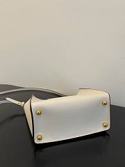 Fendi Way white leather bag 20cm - 6