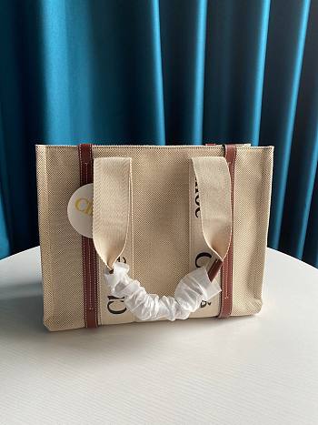 Chloe | Woody medium tote bag in brown 37cm