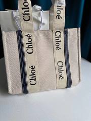 Chloe | Woody medium tote bag in blue 37cm - 2