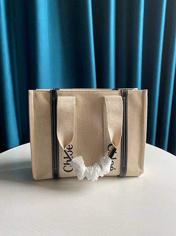 Chloe | Woody medium tote bag in black 37cm