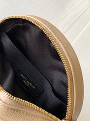 YSL Vinyle round camera bag in chevron-quilted grain de poudre embossed beige leather 17cm - 5