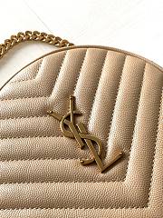 YSL Vinyle round camera bag in chevron-quilted grain de poudre embossed beige leather 17cm - 6