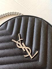 YSL Vinyle round camera bag in chevron-quilted grain de poudre embossed black leather with silver-metal 17cm - 2
